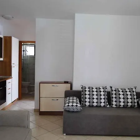 Sibenik Riviera 7076 Apartment *