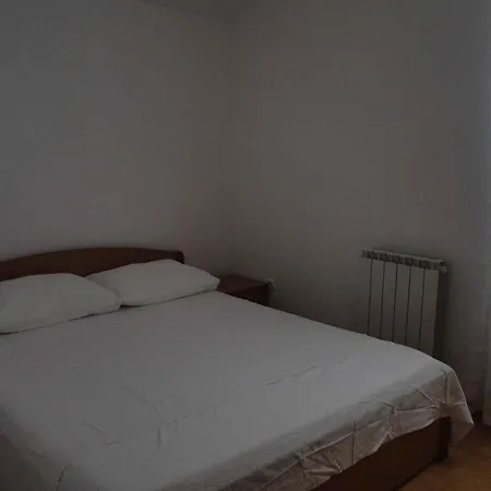 Sibenik Riviera 7076 Apartment