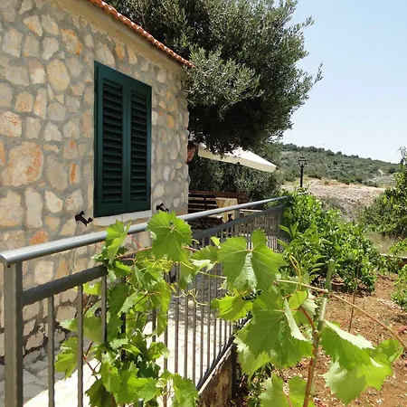 Sibenik Riviera 7076 Apartment Primosten